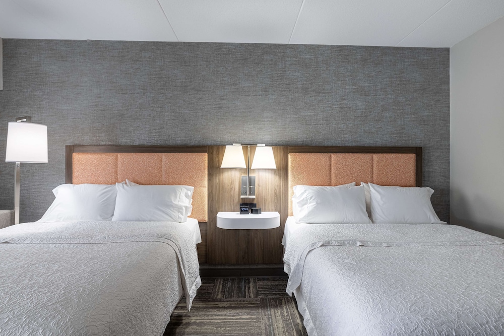 Hampton Inn & Suites Knoxville Downtown - photo 4