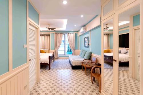 5 mins walk to Chiang Mai Night Bazaar 3 bedrooms 3 bathrooms with garden a quiet dreamy cottage in the middle of the city — 4-Star Luxury Hotel in Chiang Mai, Thailand