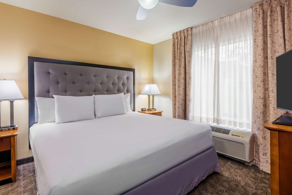 Homewood Suites by Hilton St. Louis Riverport Airport West - photo 4