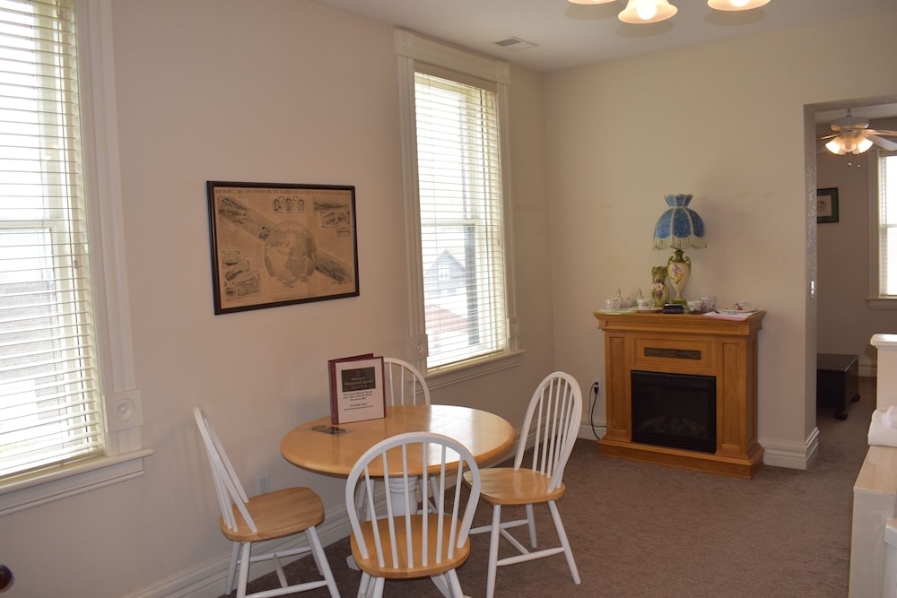 Hermann Crown Suites - photo 137