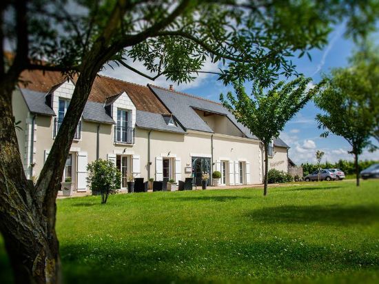 Auberge POM’Poire in Azay-Le-Rideau, France
