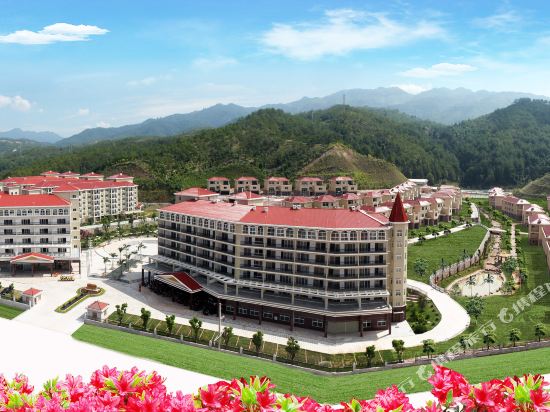 Jinqiu Holiday Hotel in Linjiang, People's Republic of China