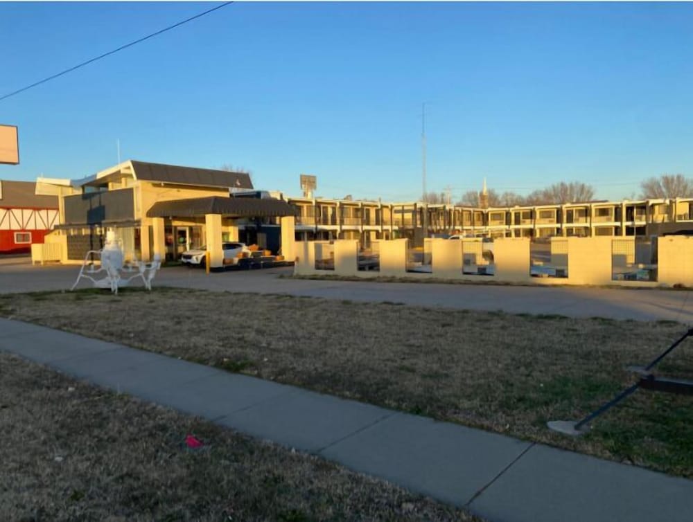 The Hastings Inn Salina - featured photo