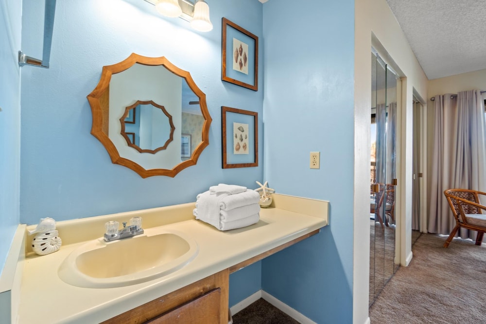 Portside Resort Pet Friendly Rentals by Panhandle Getaways - photo 87