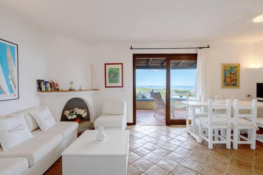 Porto Rotondo Vista Incantevole sul Mare e Yacht — 4-Star Luxury Hotel in Olbia, Italy