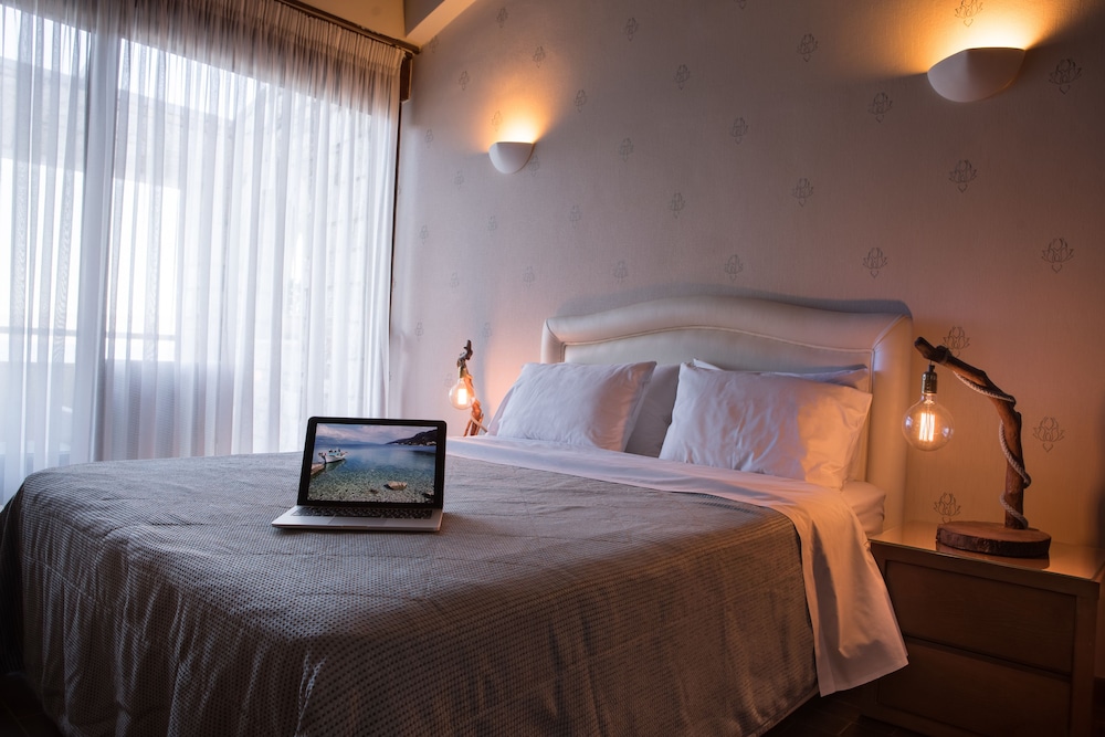Enalio Suites — Korinthos — photo 5