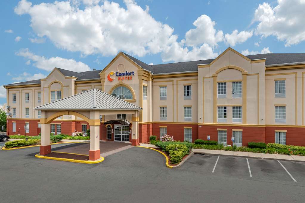 Comfort Suites Newark Harrison in Newark, United States