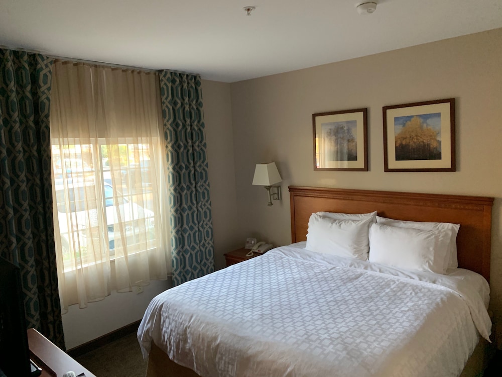 Candlewood Suites Hot Springs by IHG - photo 14