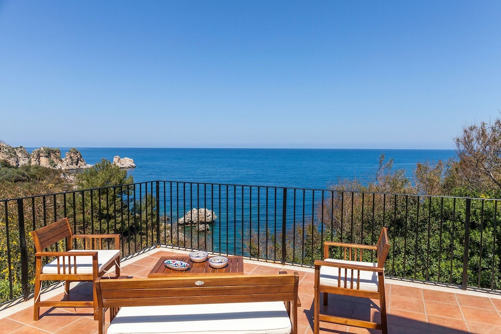Villa La Fenice by Wonderful Italy — 4-Star Luxury Hotel in Castellammare Del Golfo, Italy