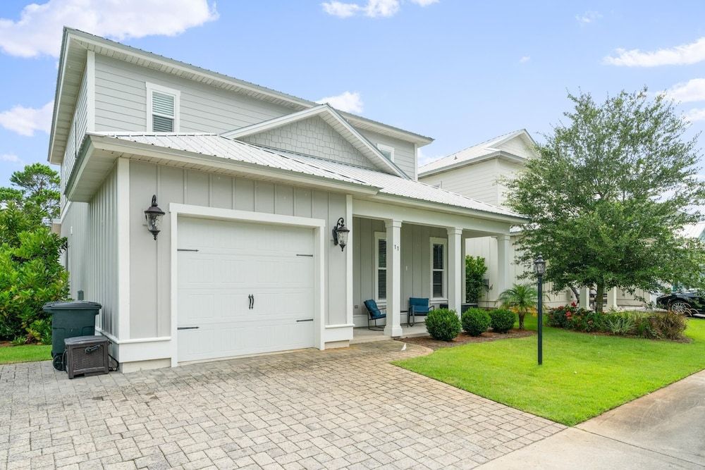 Oceans 11 Oasis at Gulf Place in Seaside, United States