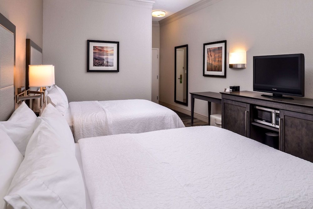 Hampton Inn Ft Lauderdale Plantation - photo 26