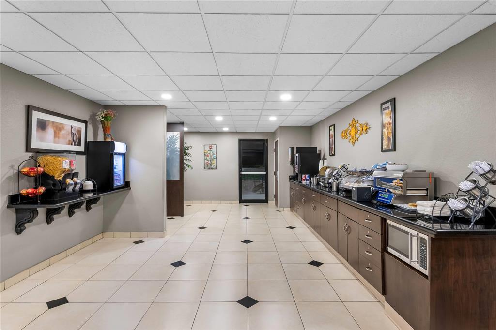 Microtel Inn & Suites by Wyndham Conway - photo 40