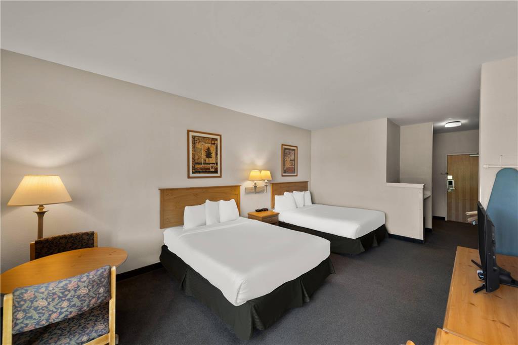 Rodeway Inn & Suites Tomahawk - photo 16
