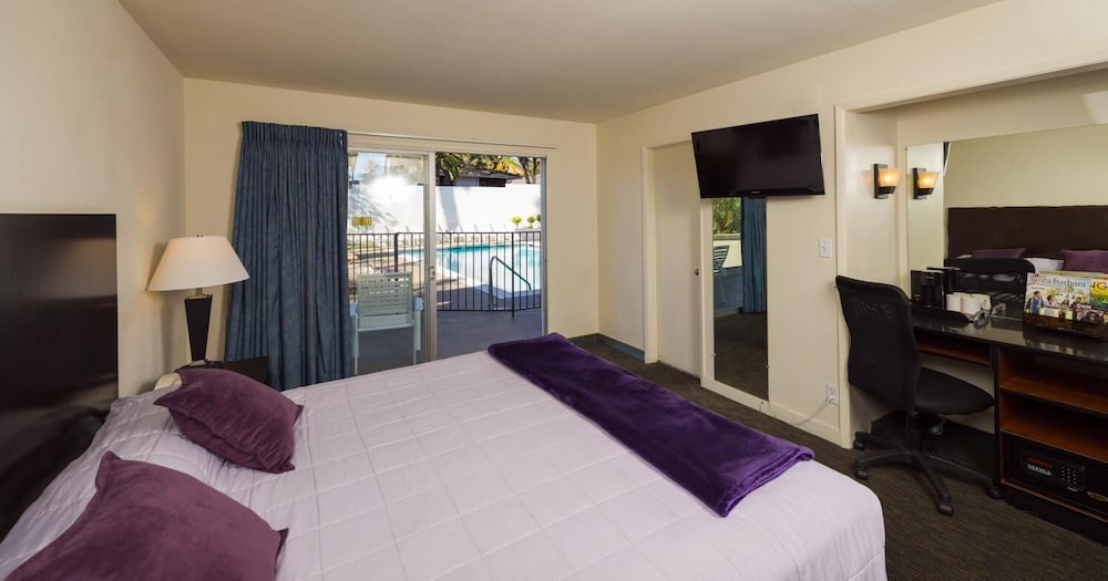 Orange Tree Inn - photo 18