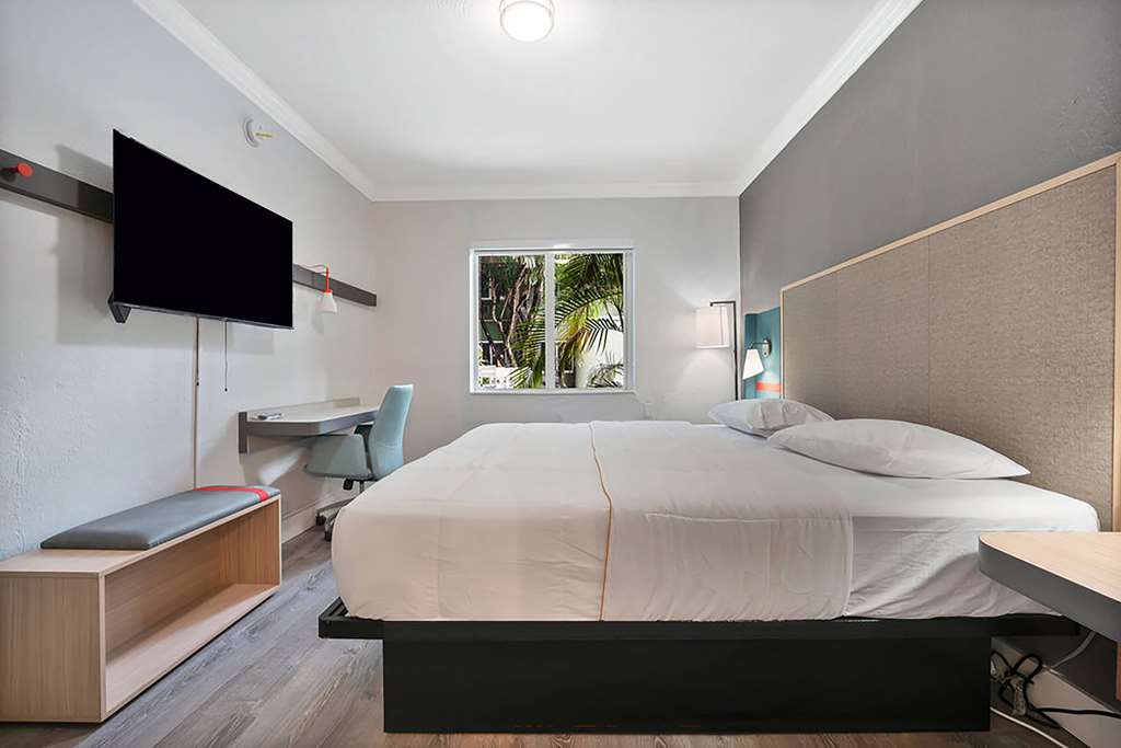 Atrium Hotel Trademark Collection by Wyndham - photo 5
