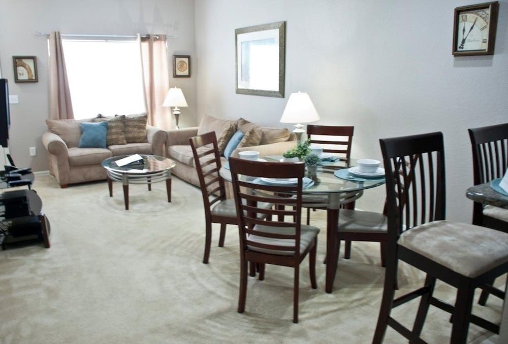 Venetian Bay #103 Three Bedroom Townhome — 4-Star Luxury Hotel in Kissimmee, United States