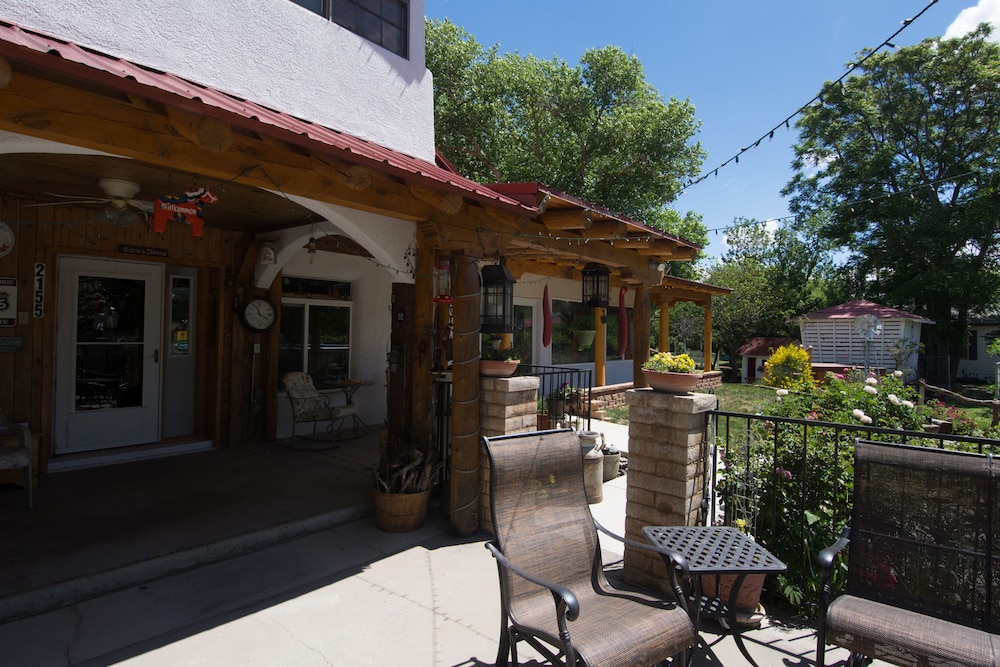 Red Horse Bed and Breakfast - photo 64