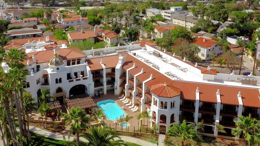 Santa Barbara Inn - photo 43