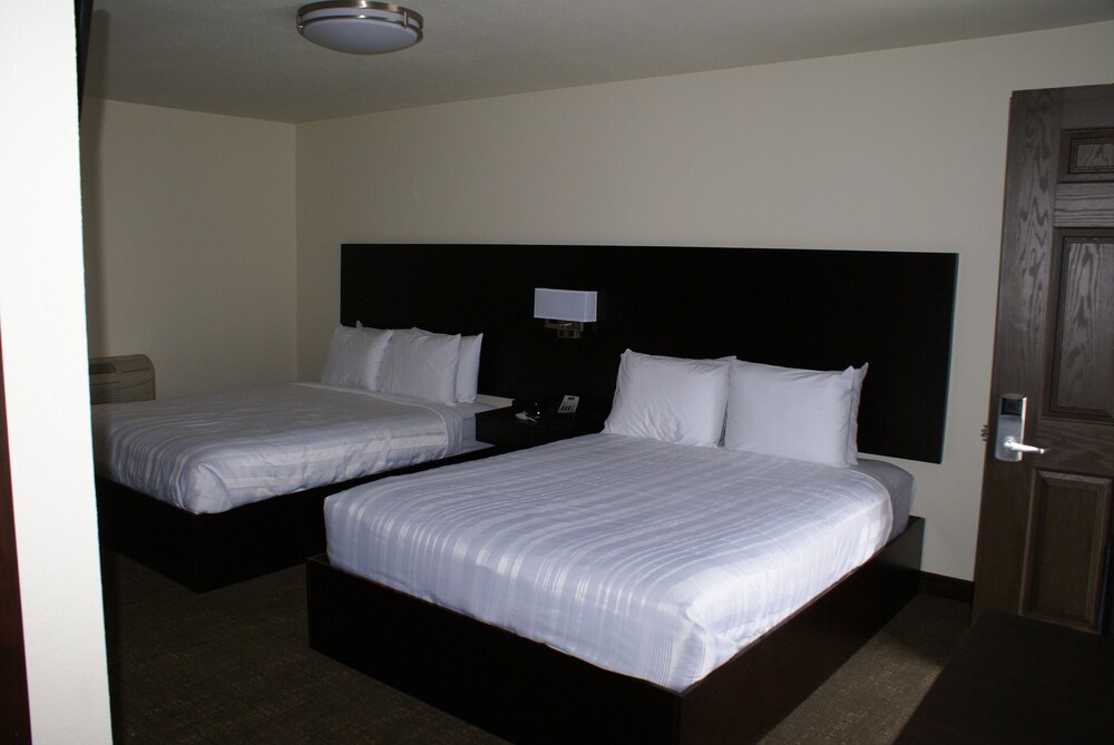 Boarders Inn & Suites by Cobblestone Hotels Syracuse - photo 13