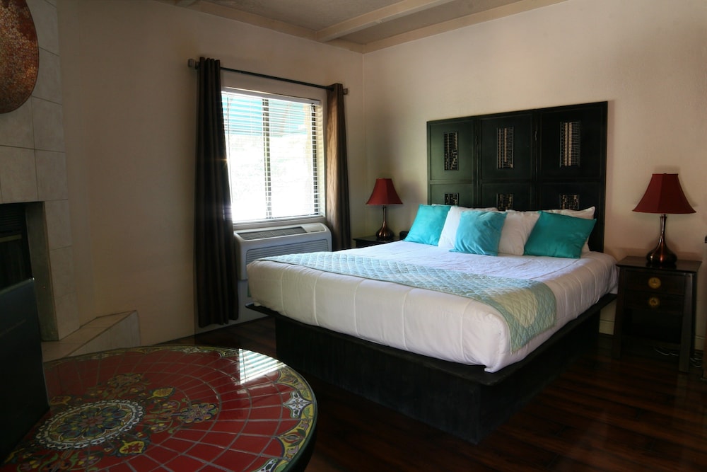 Oak Creek Terrace Resort - photo 10