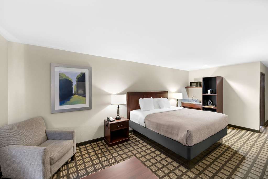 Quality Inn & Suites Big Spring - photo 17