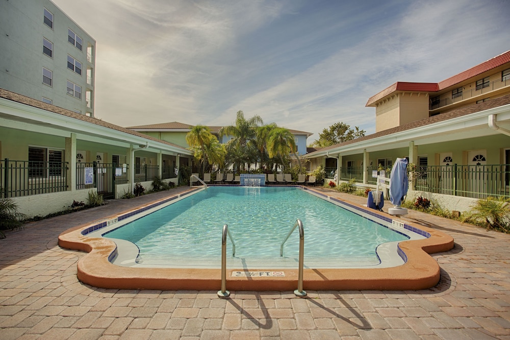 Hotel Sol — hotel in Redington Shores
