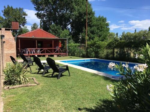 El Descanso - carbon neutral hotel in Roldan