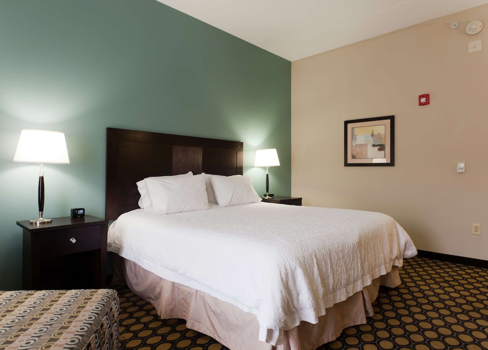 Hampton Inn North Brunswick New Brunswick - photo 9