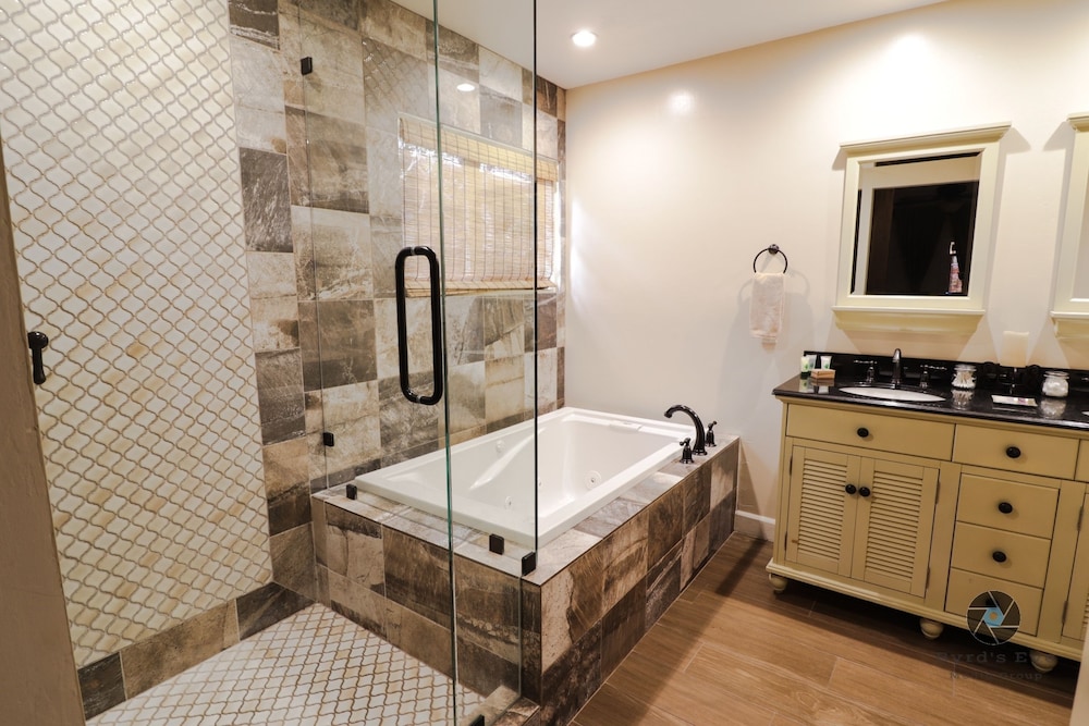 Redwood Hollow Cottages - photo 87