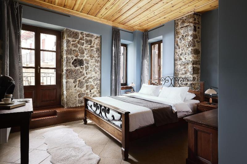 Stone Suites by White Hills in Arachova, Greece