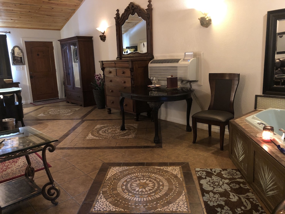 Echo Canyon Spa Resort - photo 39