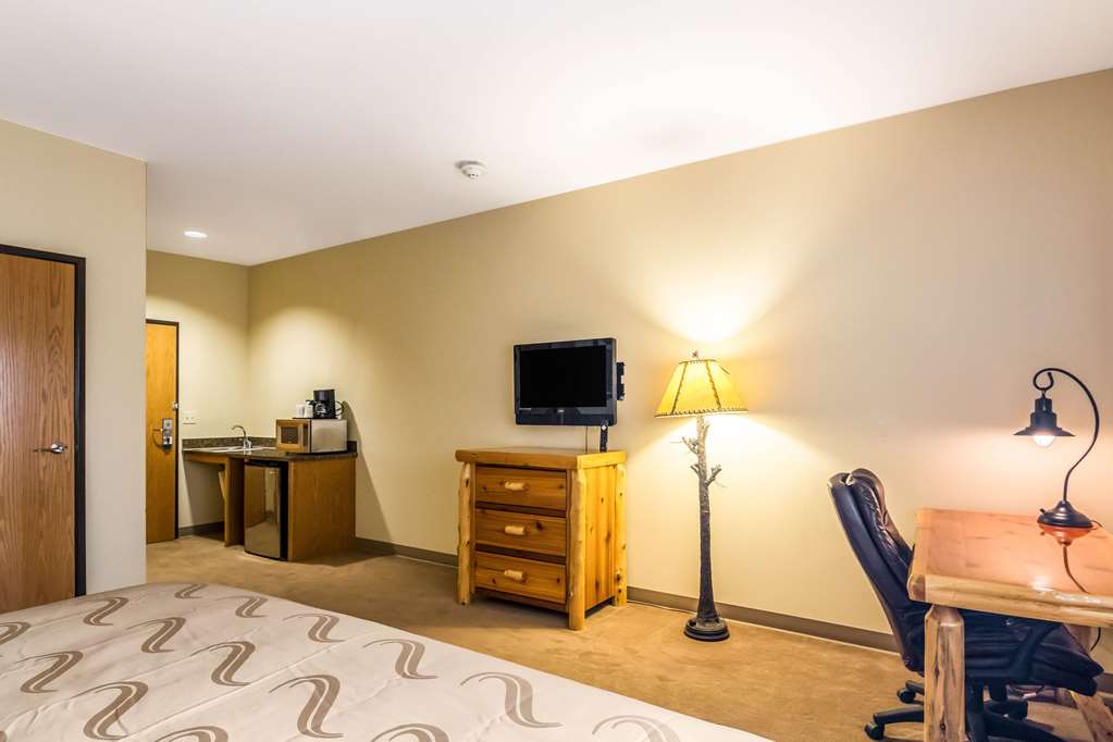 Quality Inn Selah North Park - photo 13
