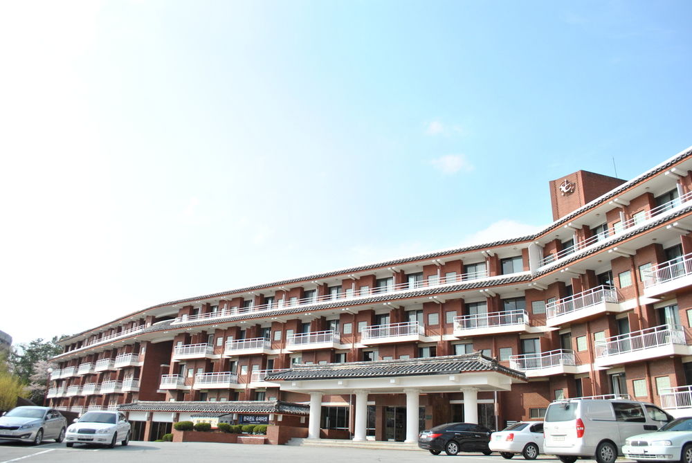 Corea Condo Gyeongju — 4-Star Luxury Hotel in Gyeongju, South Korea