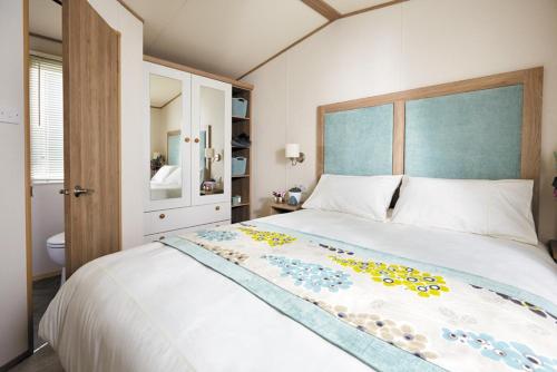 Abi Holiday Home Brynteg Country And Leisure Retreat 20706291 — Llanrug