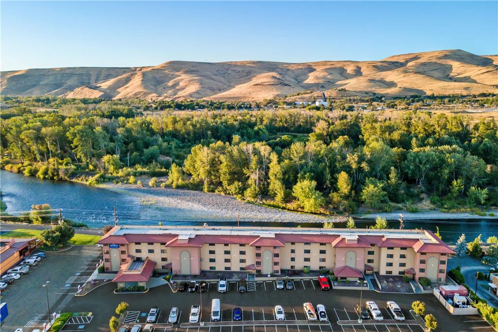 Baymont by Wyndham Yakima Riverfront - photo 4