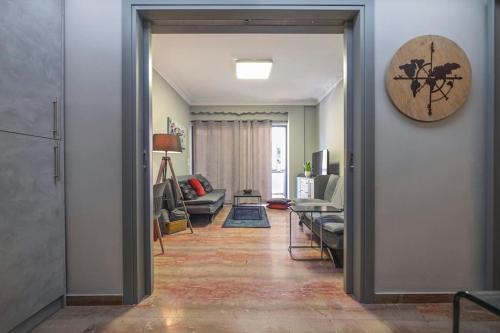 Beautiful Apt in Glyfada Center Papandreou Street — 4-Star Luxury Hotel in Glyfada, Greece
