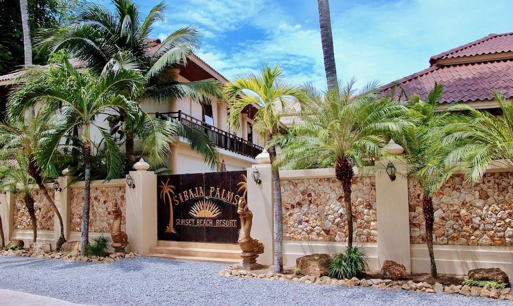 Sibaja Palms Sunset Beach Luxury Apartments — 4-Star Luxury Hotel in Koh Samui, Thailand
