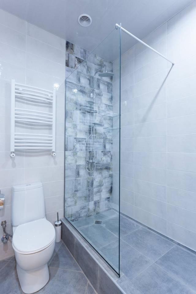 Wehost Apartment Near Liberty Square by Wehost