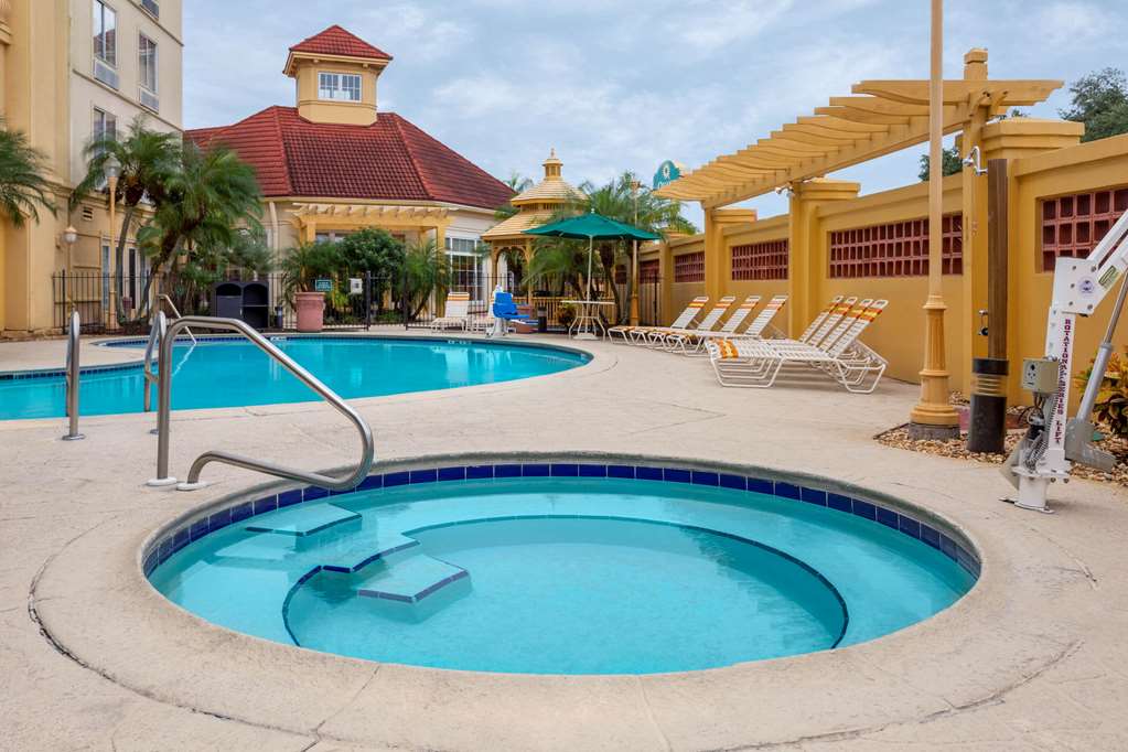 La Quinta Inn & Suites by Wyndham Lakeland West - photo 8