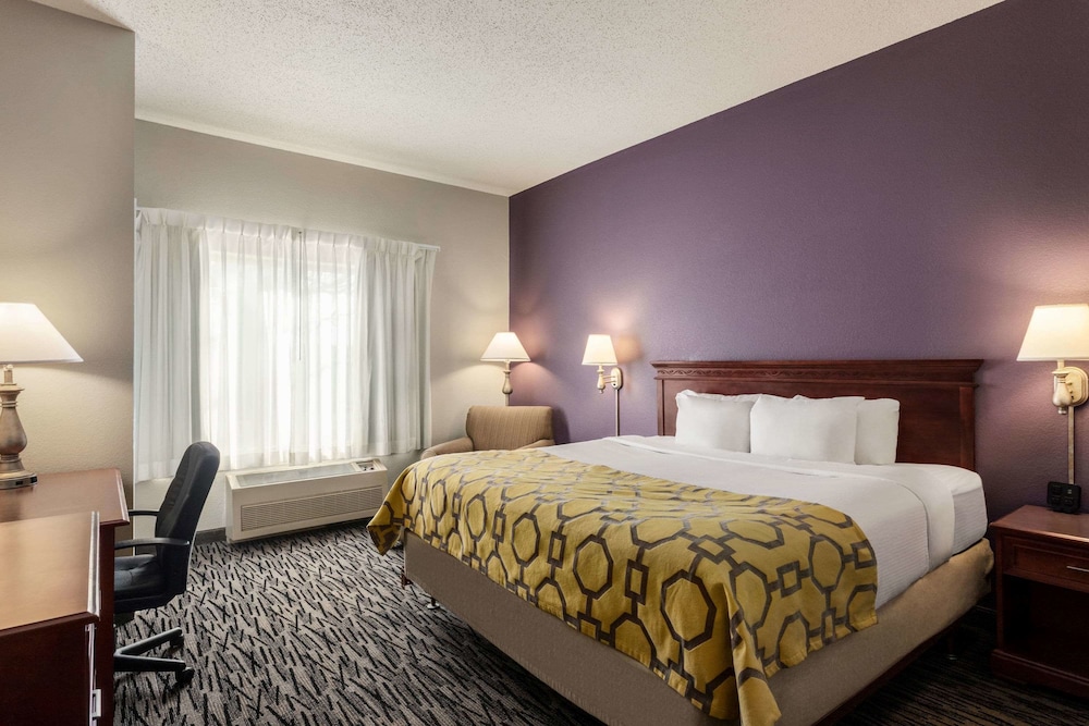 Baymont by Wyndham Springfield I 44 - photo 13