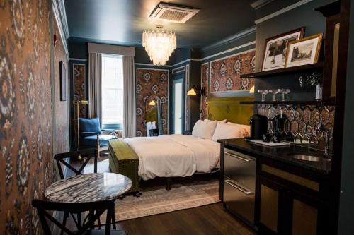 The Gas Lamp Hotel 1BR Adams - photo 20
