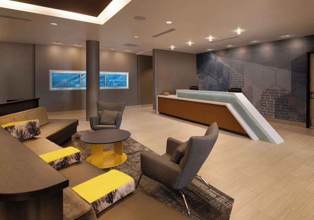 SpringHill Suites by Marriott Reno - photo 4