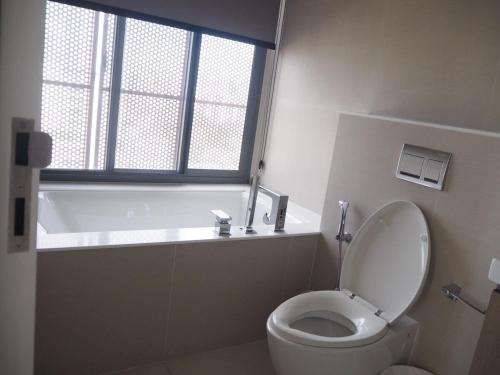 Circle Sukhumvit31 Bangkok #2BR #5ppl