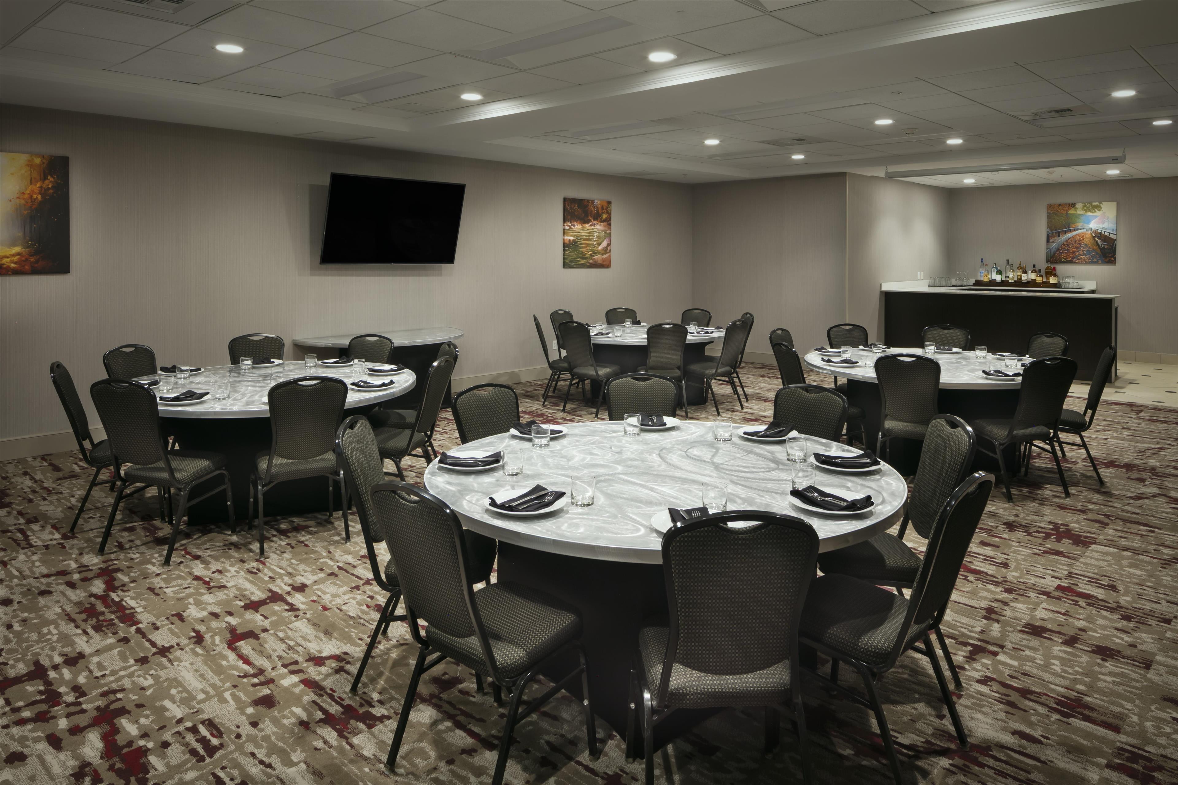 Hilton Garden Inn Corvallis - photo 16