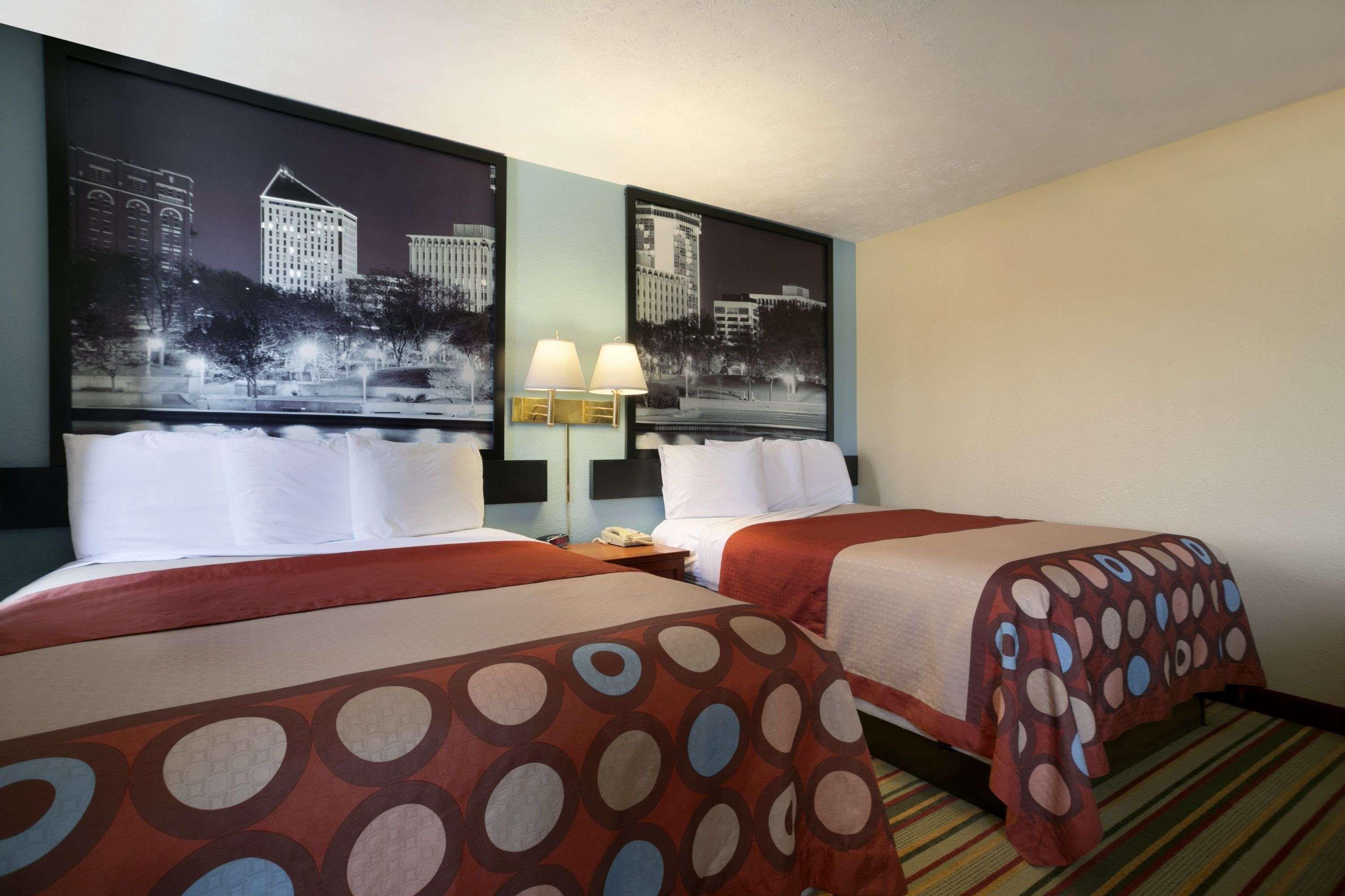 Super 8 by Wyndham Park City North Wichita Area - photo 3