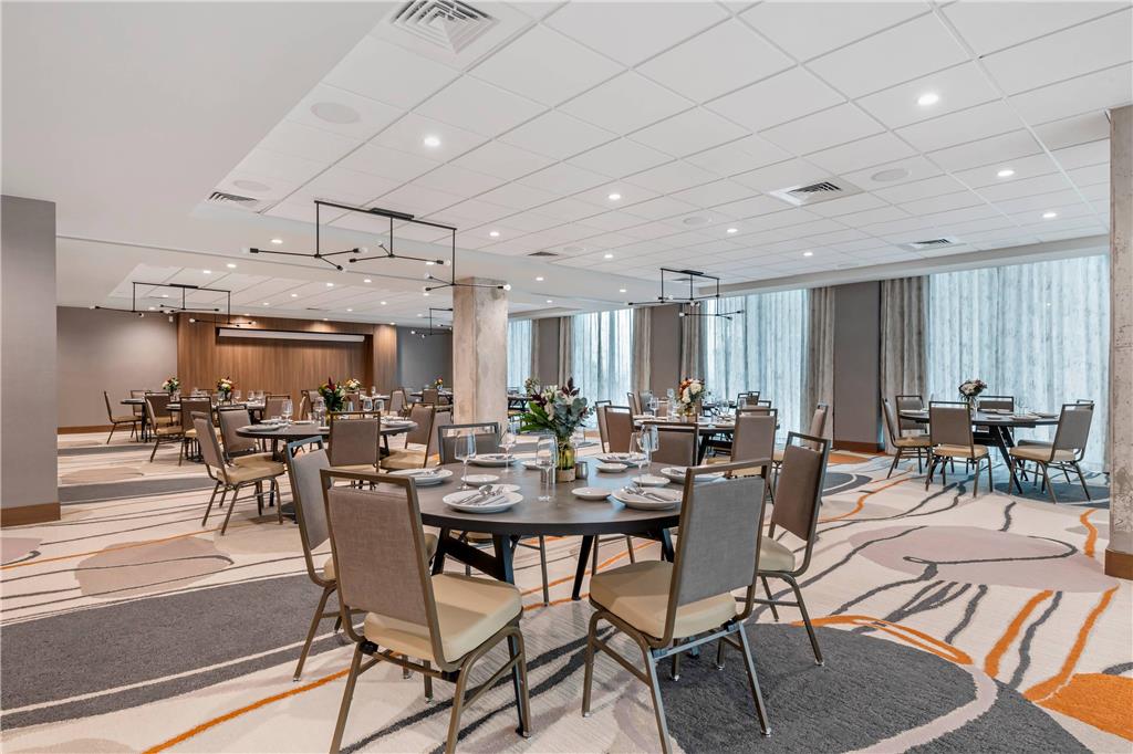 Cambria Hotel Austin Downtown - photo 65