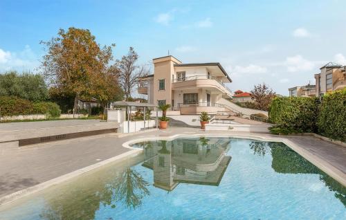 3 Bedroom Amazing Home In Caserta — 4-Star Luxury Hotel in Caserta, Italy