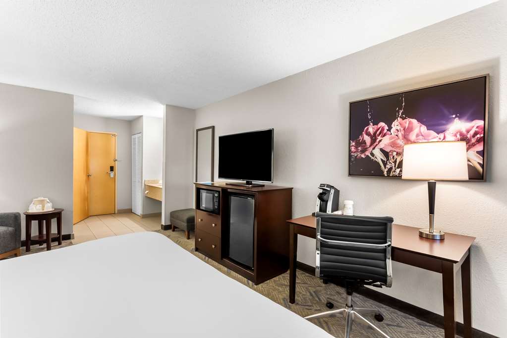 Best Western Oswego Hotel - photo 13