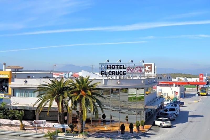 Hotel El Cruce Moraleda — Moraleda De Zafayona