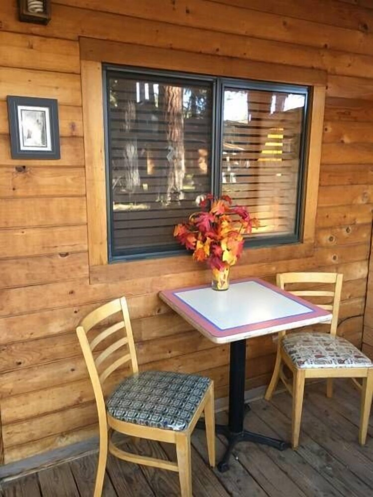 Holly's Place - photo 24